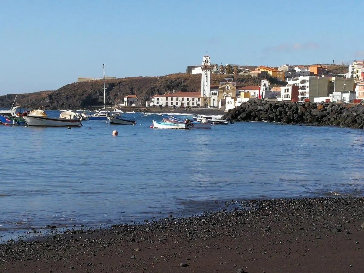 Welcome To Discover The Magic Amazing Tenerife !! Private Bath Nice Breakast Wf :) Candelaria 0*,  Spain