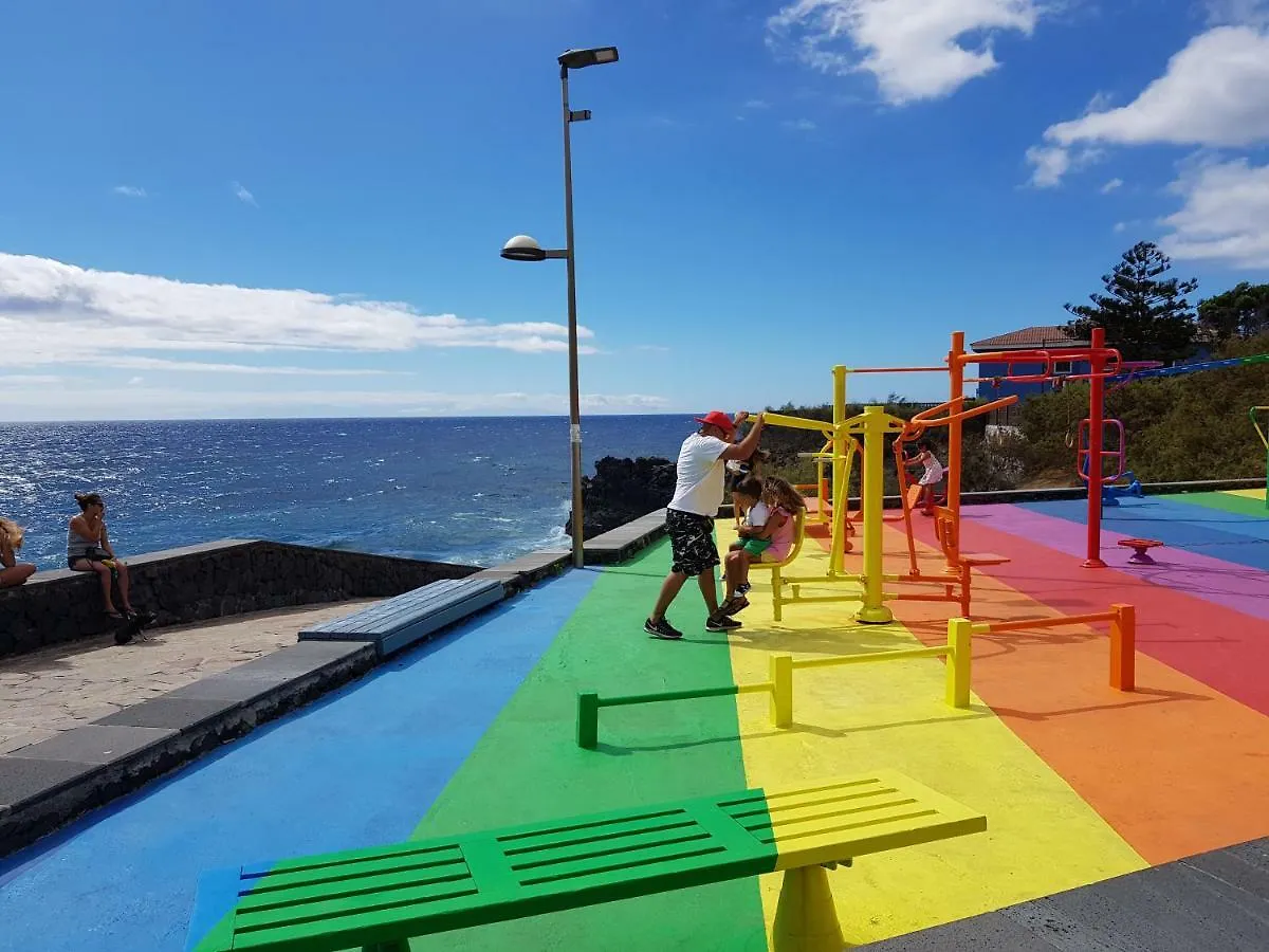 Welcome To Discover The Magic Amazing Tenerife !! Private Bath Nice Breakast Wf :) Candelaria